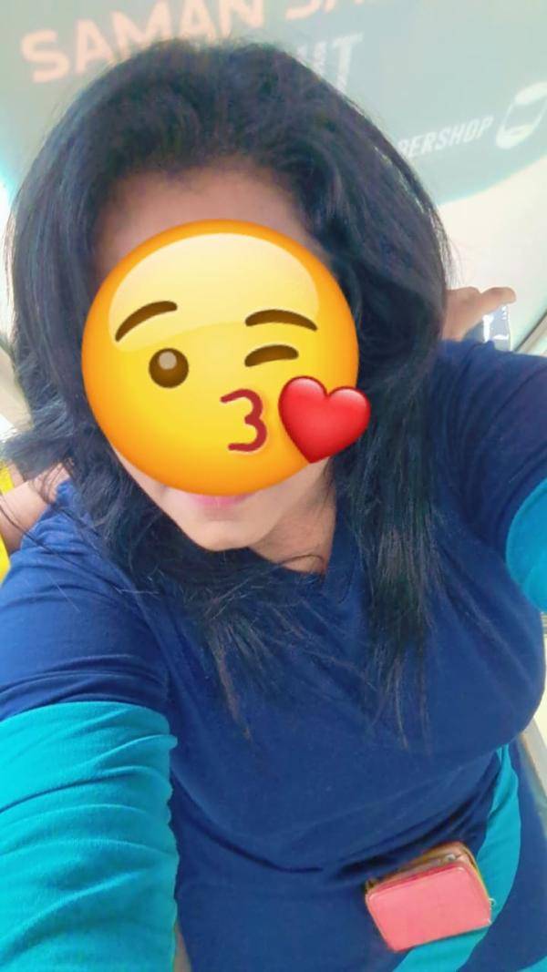 girls-personal photo of Lanka Ads