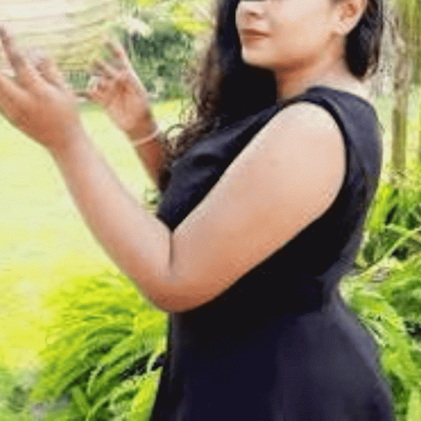 girls-personal photo of Lanka Ads