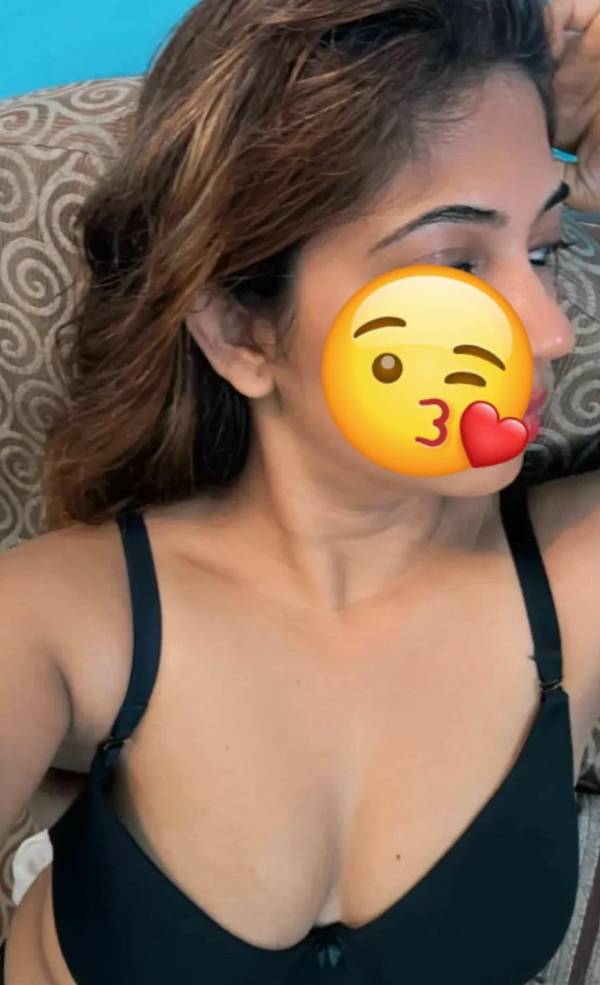 girls-personal photo of Lanka Ads