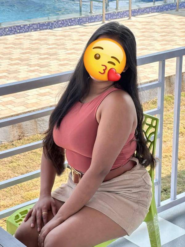 girls-personal photo of Lanka Ads
