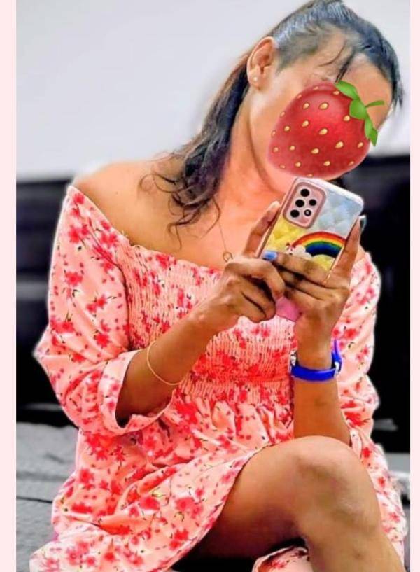 girls-personal photo of Lanka Ads