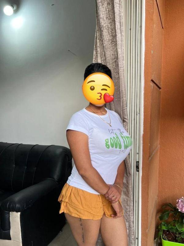 girls-personal photo of Lanka Ads