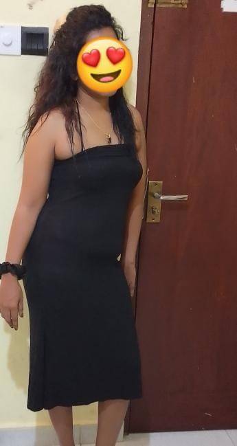 girls-personal photo of Lanka Ads