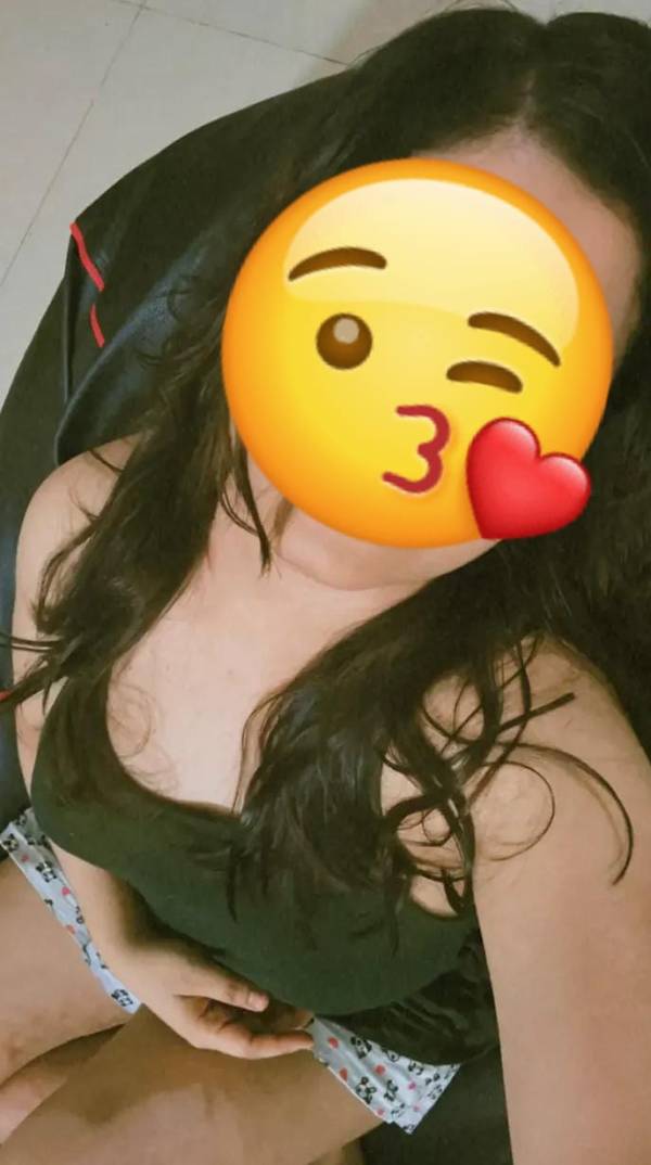 girls-personal photo of Lanka Ads