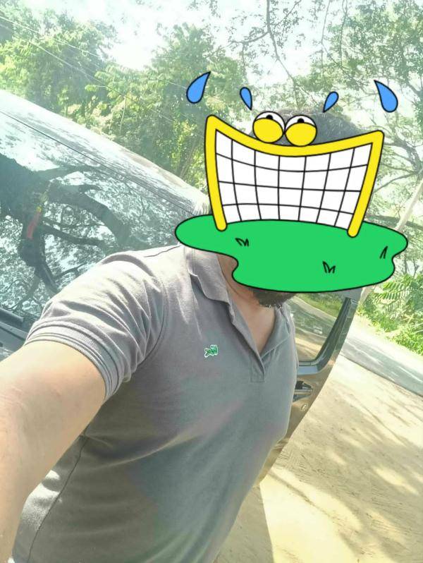 boys-personal photo of Lanka Ads