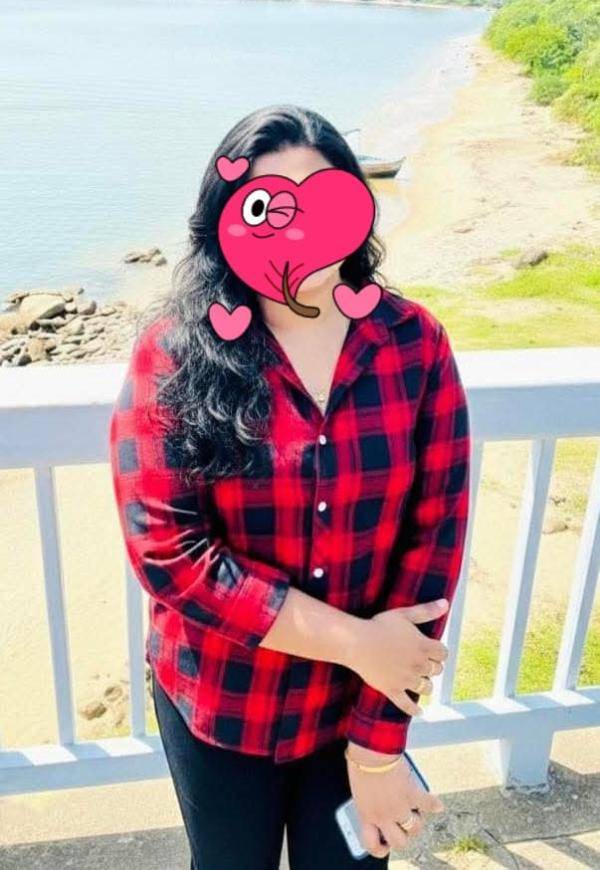 girls-personal photo of Lanka Ads