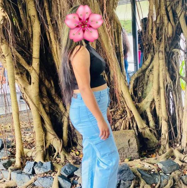 girls-personal photo of Lanka Ads