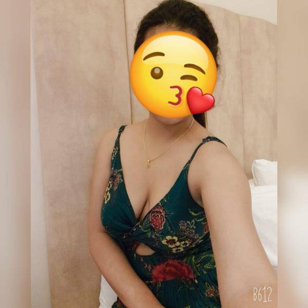 girls-personal photo of Lanka Ads
