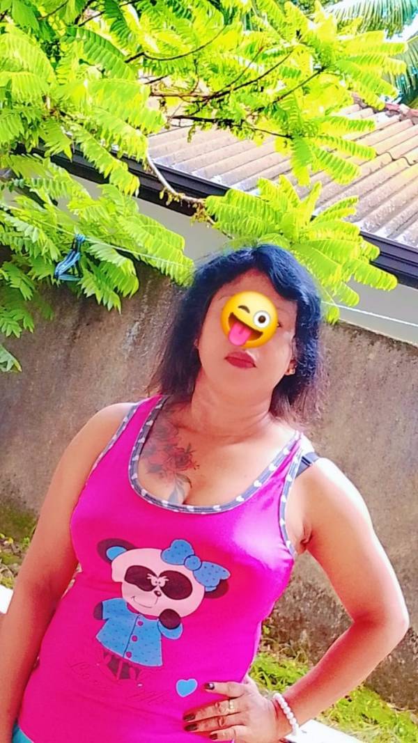 girls-personal photo of Lanka Ads
