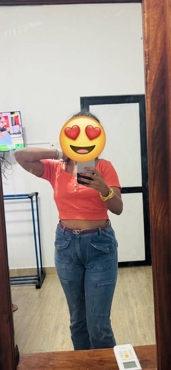 girls-personal photo of Lanka Ads