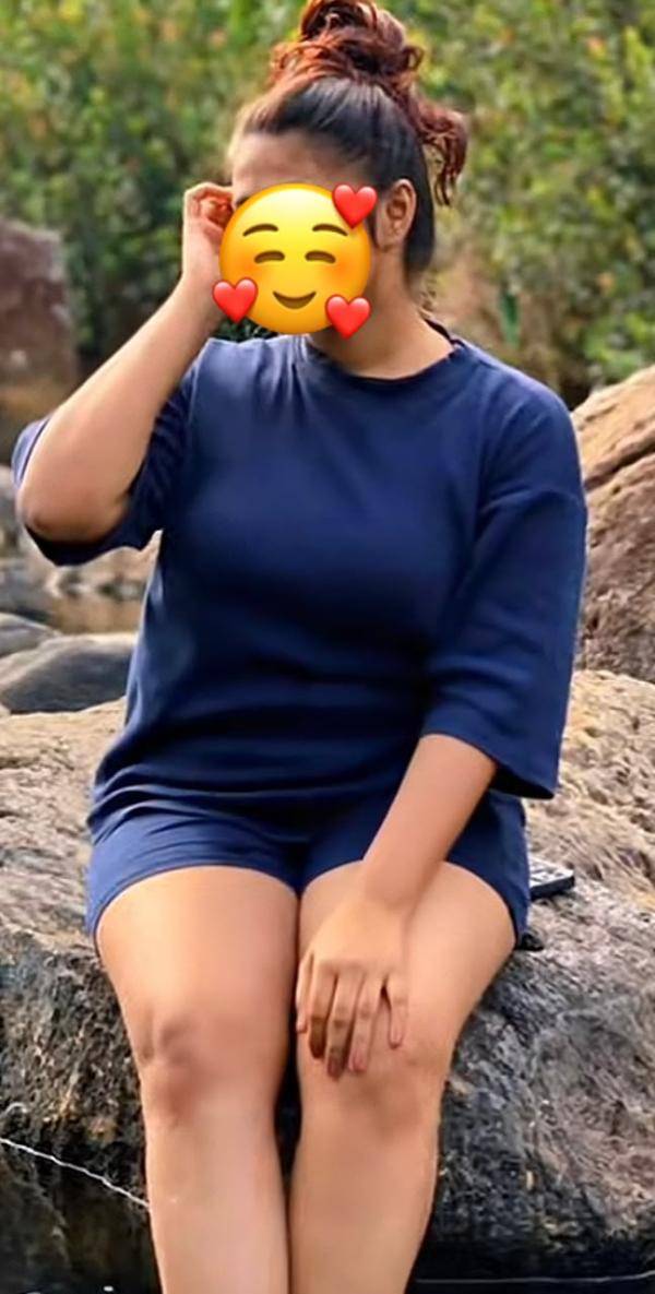 girls-personal photo of Lanka Ads