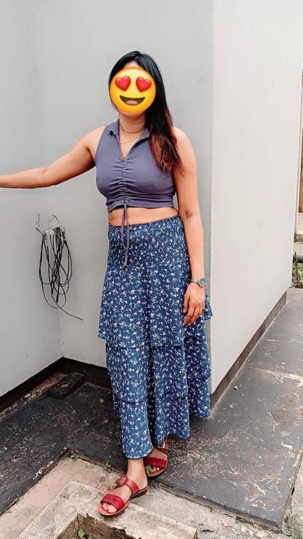 girls-personal photo of Lanka Ads
