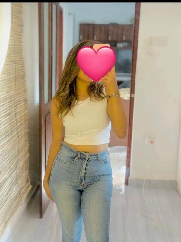 girls-personal photo of Lanka Ads