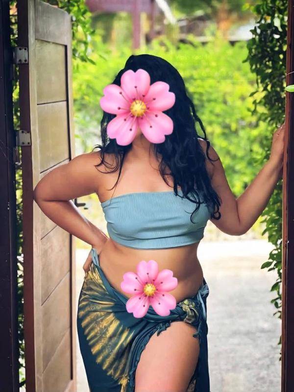girls-personal photo of Lanka Ads