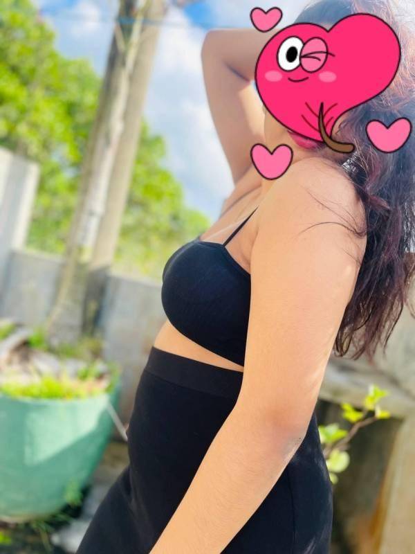 girls-personal photo of Lanka Ads