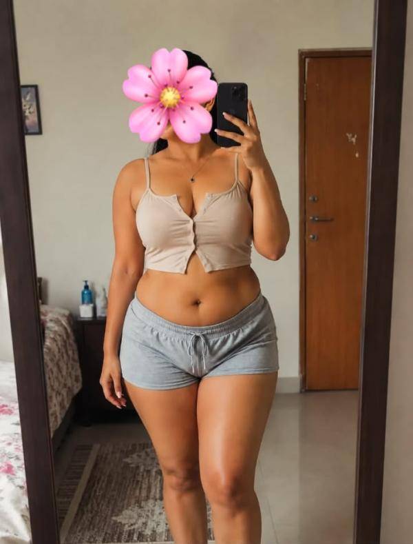 girls-personal photo of Lanka Ads