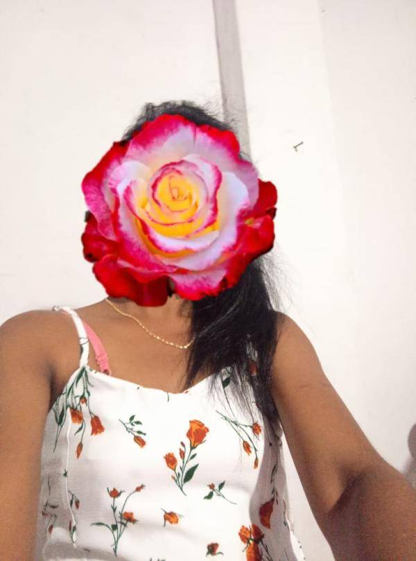 girls-personal photo of Lanka Ads