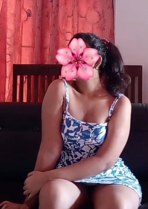 girls-personal photo of Lanka Ads