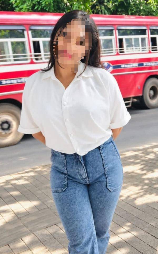 girls-personal photo of Lanka Ads