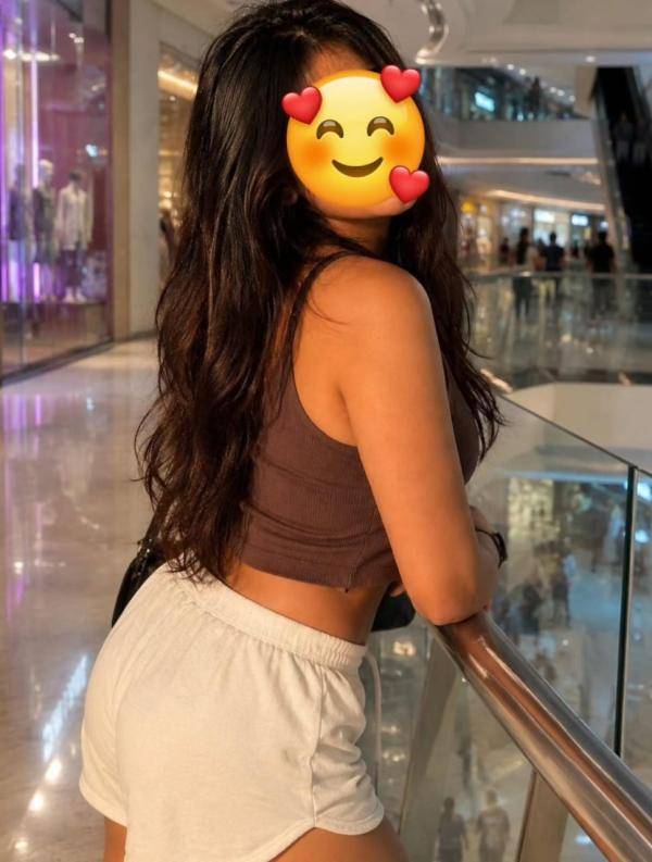 girls-personal photo of Lanka Ads