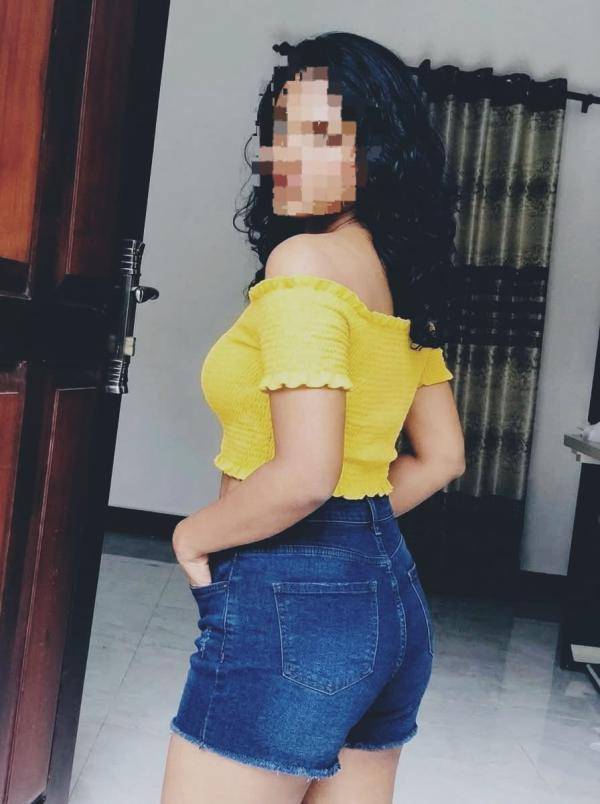 girls-personal photo of Lanka Ads