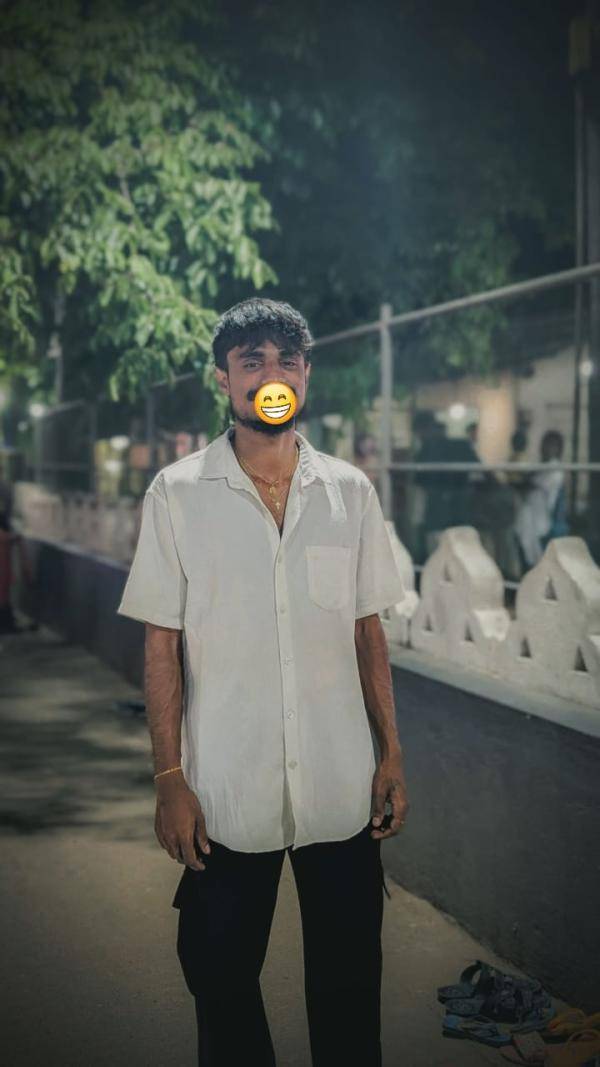 boys-personal photo of Lanka Ads