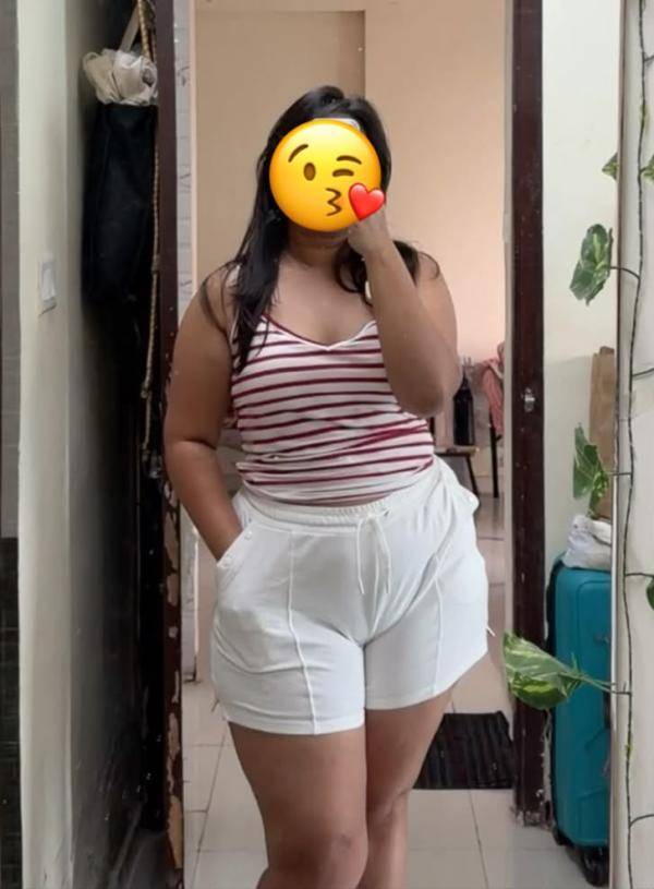 girls-personal photo of Lanka Ads