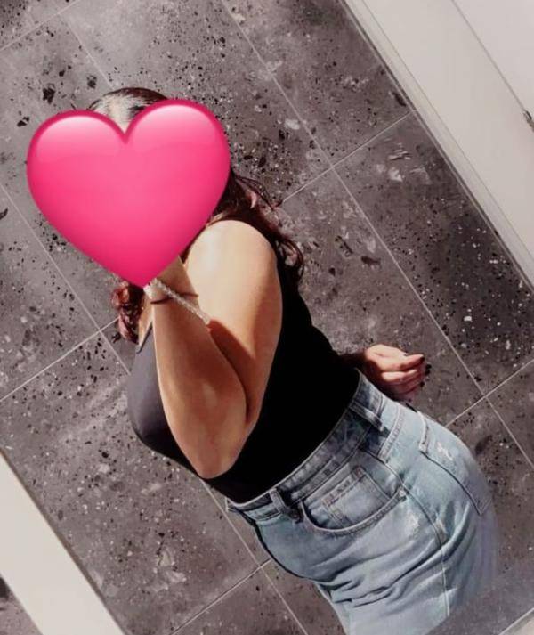 girls-personal photo of Lanka Ads