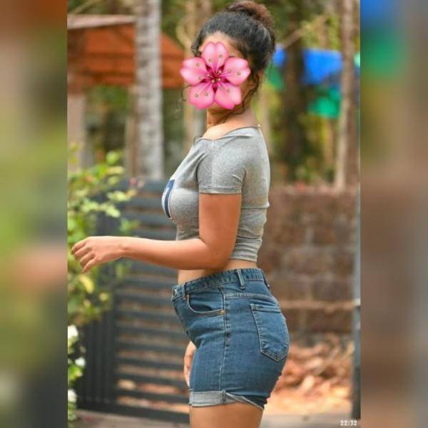 girls-personal photo of Lanka Ads