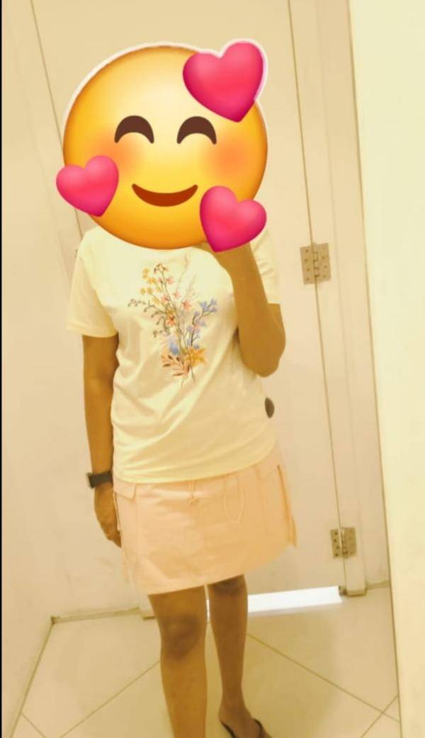 girls-personal photo of Lanka Ads