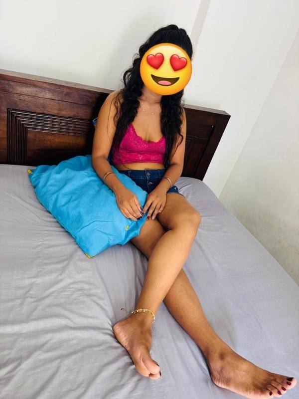 girls-personal photo of Lanka Ads