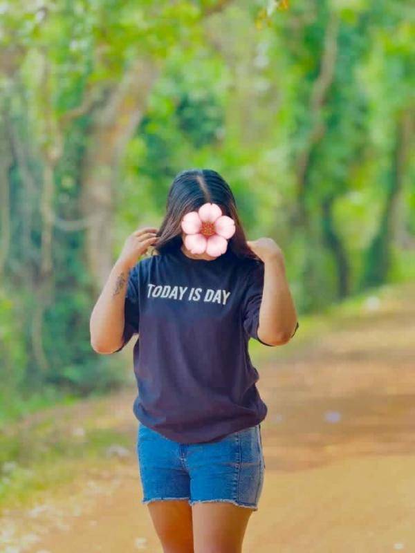 girls-personal photo of Lanka Ads