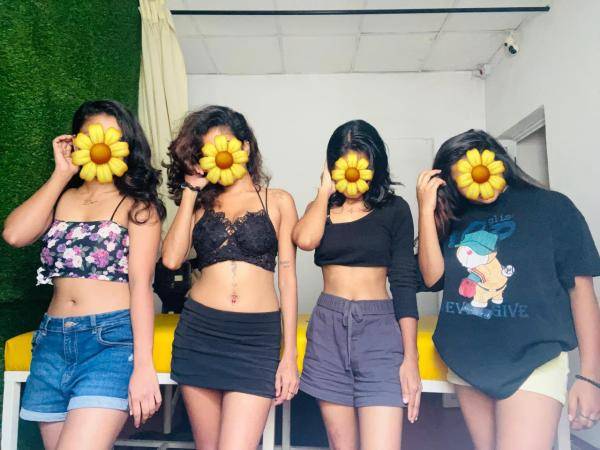 girls-personal photo of Lanka Ads