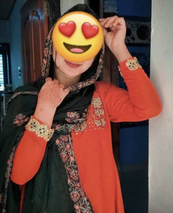 girls-personal photo of Lanka Ads