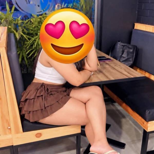 girls-personal photo of Lanka Ads
